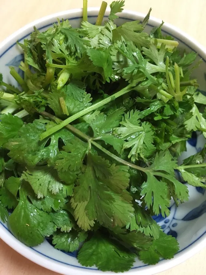 パクチーの値段の相場はどれくらいですか？