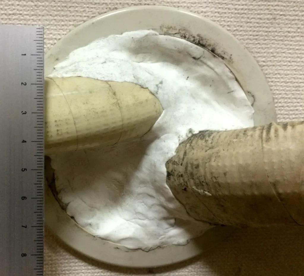 隙間パテはどこに売ってる