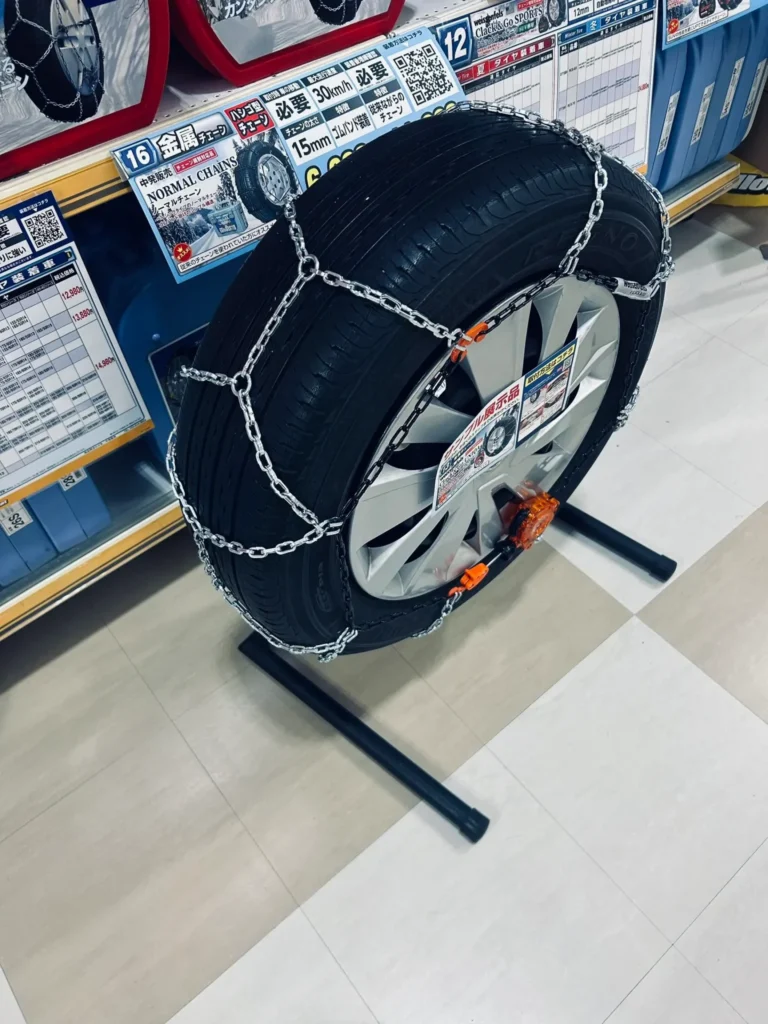 タイヤチェーンは前輪と後輪のどちらに装着すれば良いですか？