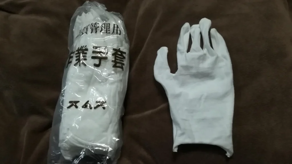 白手袋はどこで買える