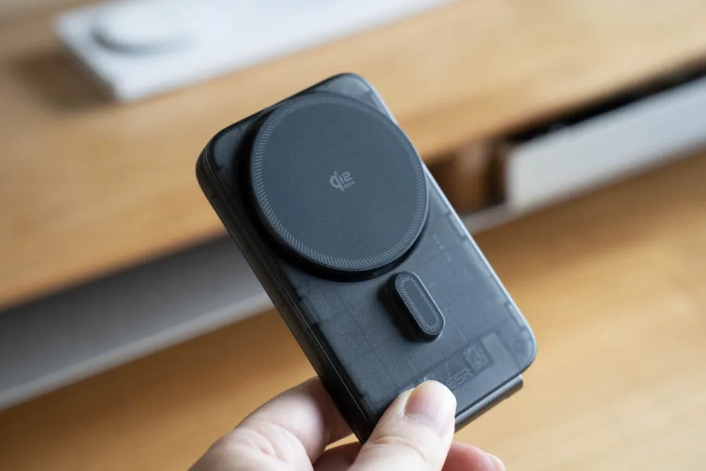 ワイヤレス充電器が買える店はどこ